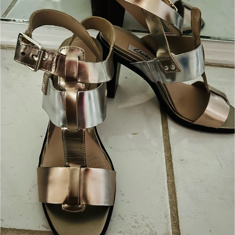 Clarks shoes Metallic Heels